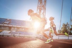 自复出以来伦纳德在场快船赢21分，不在场输56分