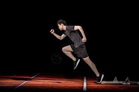 刘军帅晒海牛队与远征军合照：又在末轮完成目标，祝未来可期